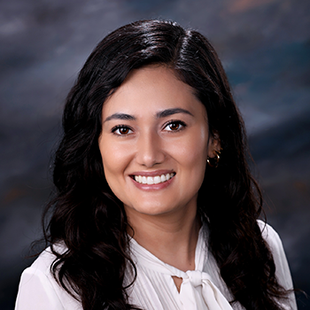 Estefania Flores, MD