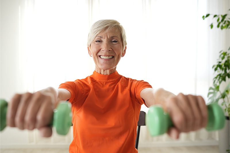 Light strength training during MercyOne diabetes fitness program